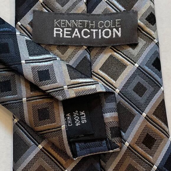 Kenneth Cole Silver, Gold, Black, Navy Silk Geometric/Square Print Silk Tie 57" - Picture 3 of 6